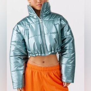 Urban Outfitters Taryn Metallic Cropped Puffer Jacket